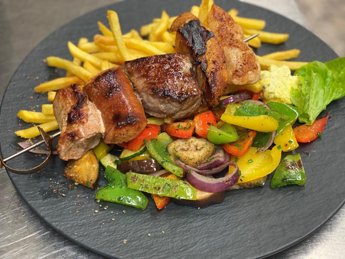 Hotel Restaurant Roessle 3*