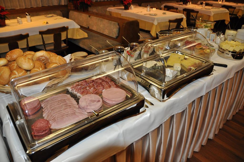 Restaurant Roessle Hotel 3*